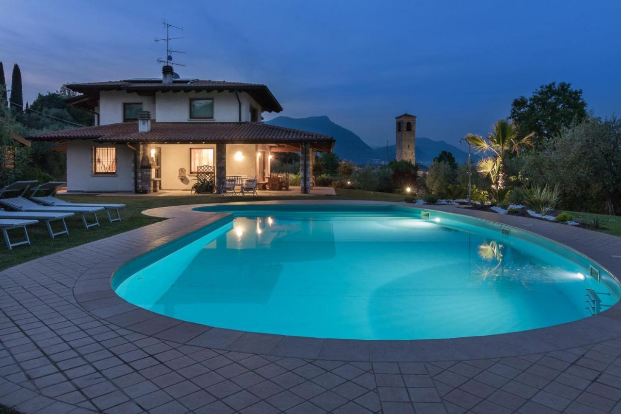 Villa Oleander Манерба дел Гарда Екстериор снимка