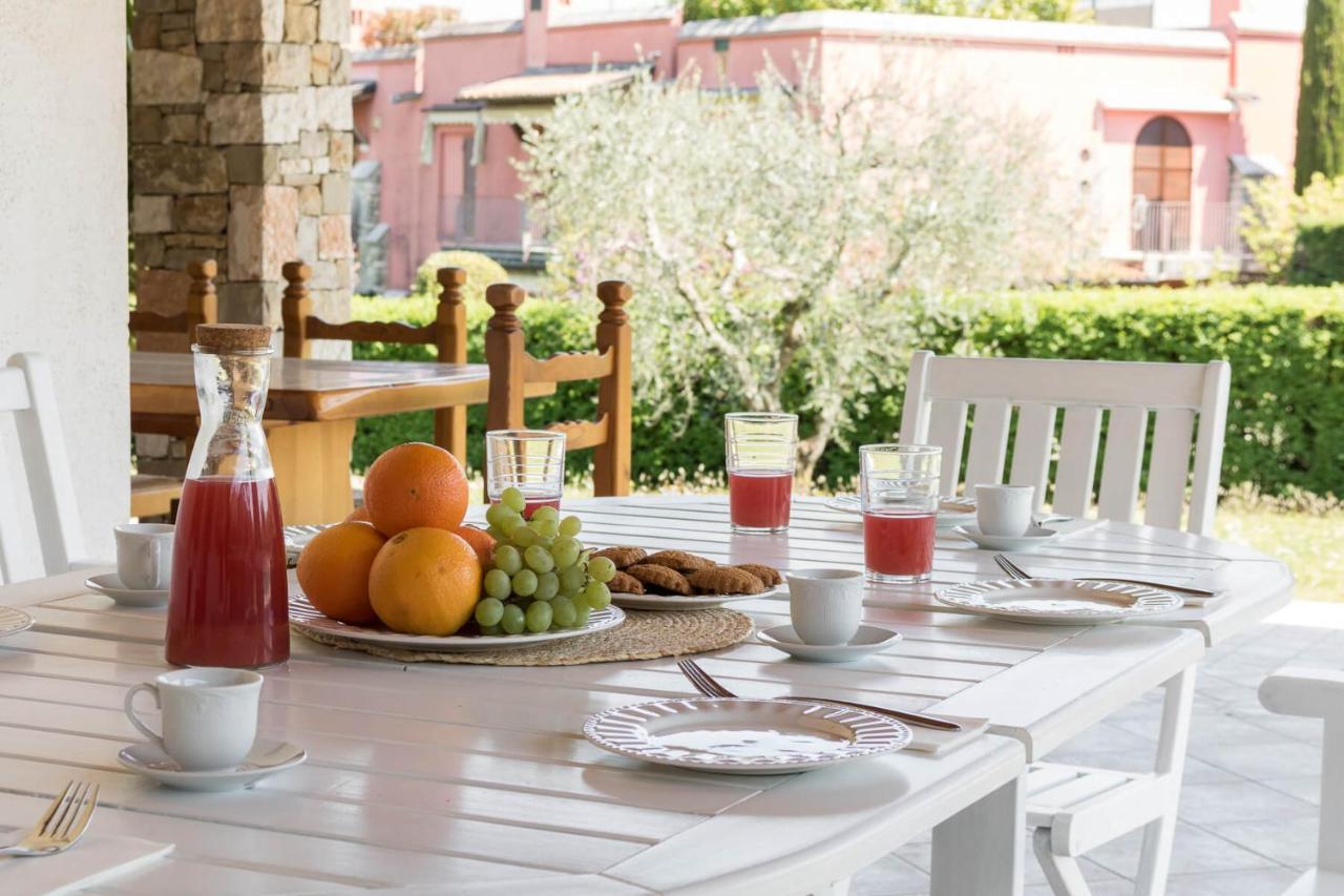 Villa Oleander Манерба дел Гарда Екстериор снимка