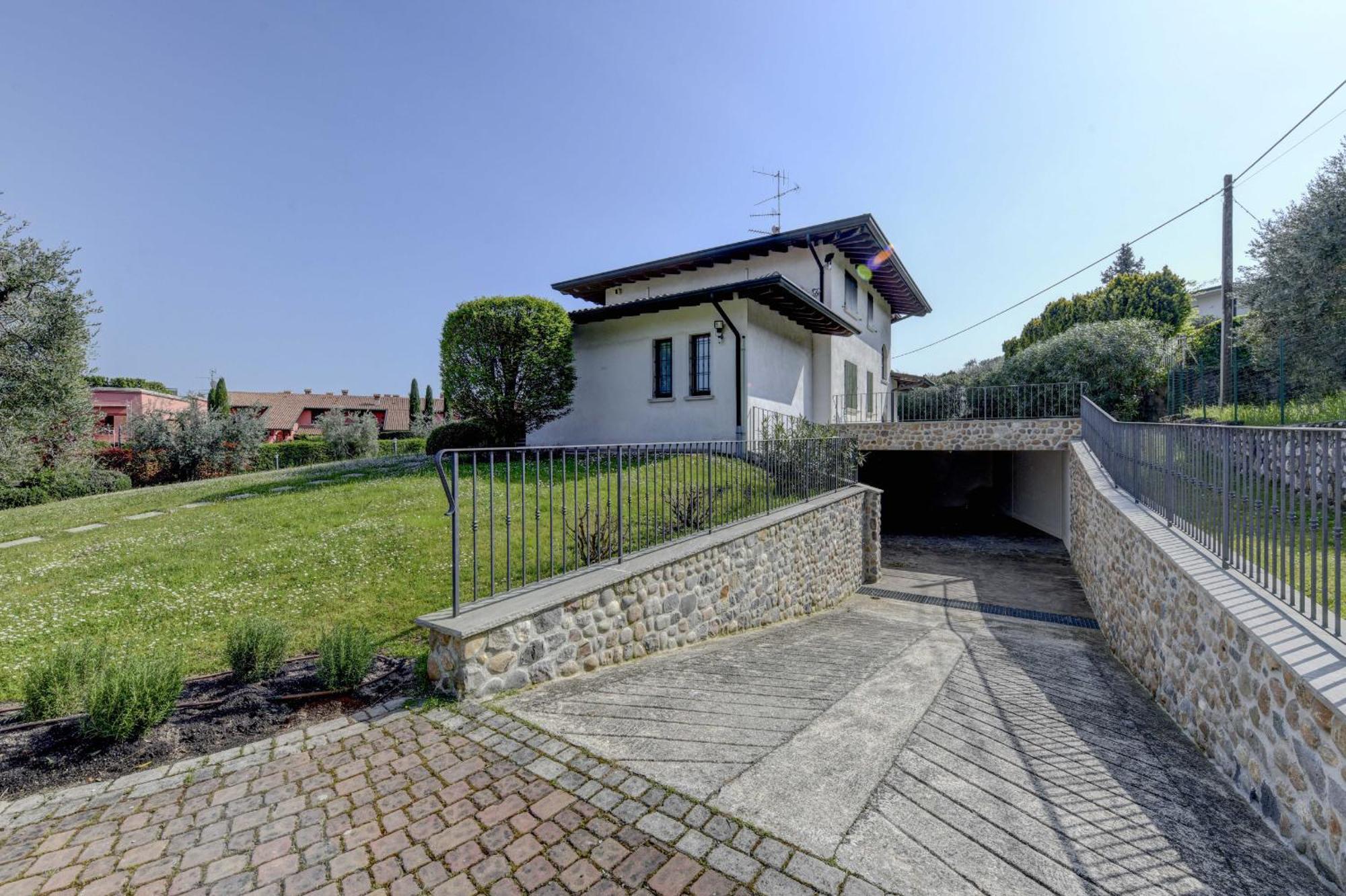Villa Oleander Манерба дел Гарда Екстериор снимка